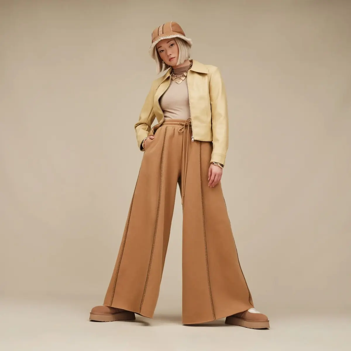 UGG Bea Mary Jane — Chestnut