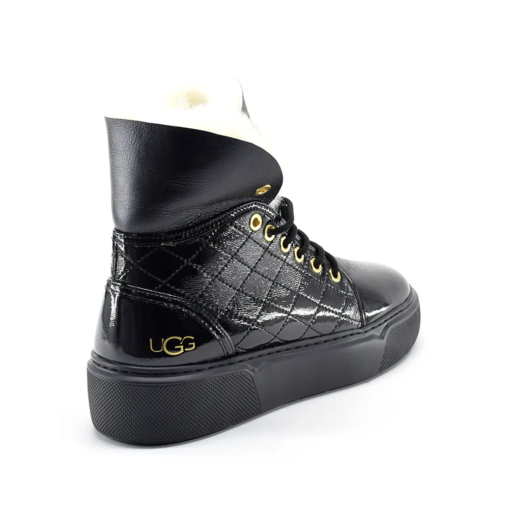 UGG Shanti — Black-white