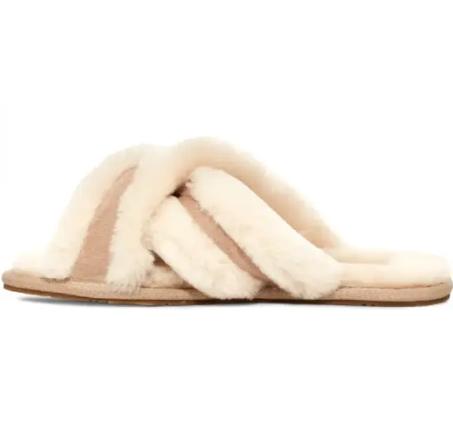 UGG Slippers Scuffita — Sand