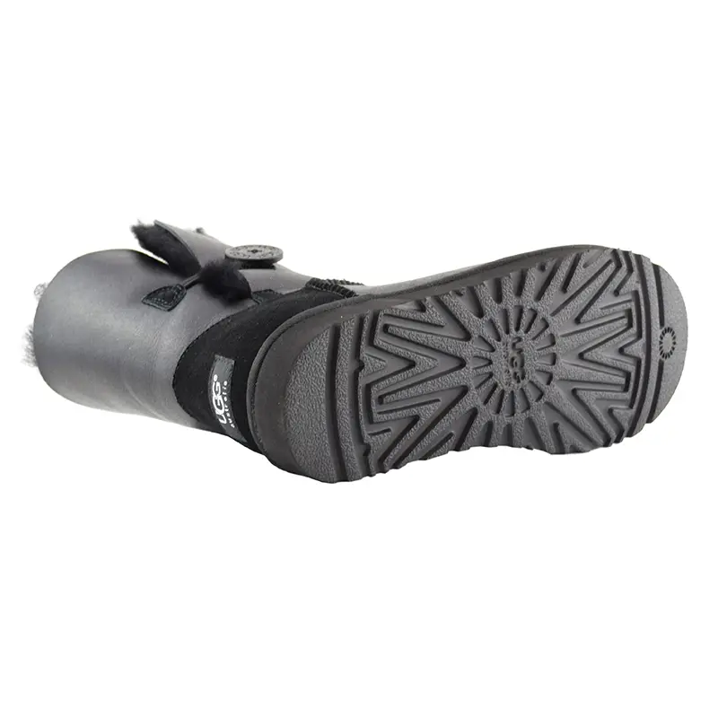 Classic Short II Bailey Button Metallic — Black